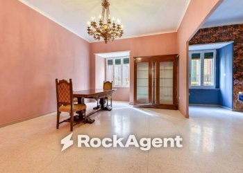 Studio - Four-room apartment via Torquato Tasso, Napoli (neighborhood Vomero) - photo 8