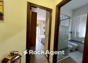 Corridoio - Three-room apartment viale Piazza Armerina, 2, Palermo - photo 16