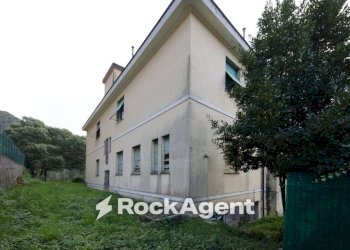 Facciata - Trilocale salita Sella, Genova (zona Apparizione) - foto 33