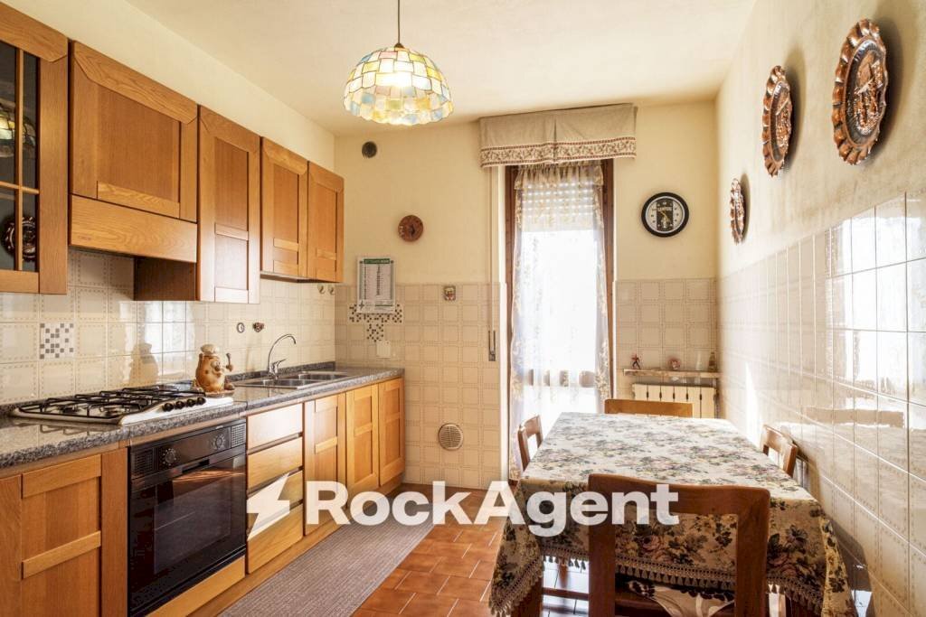 Cucina - Three-room apartment via Alessandrini, 6, Mede - photo 2