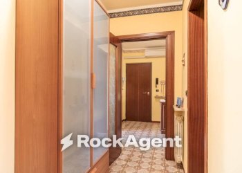 Interno palazzo - Three-room apartment via Alessandrini, 6, Mede - photo 5