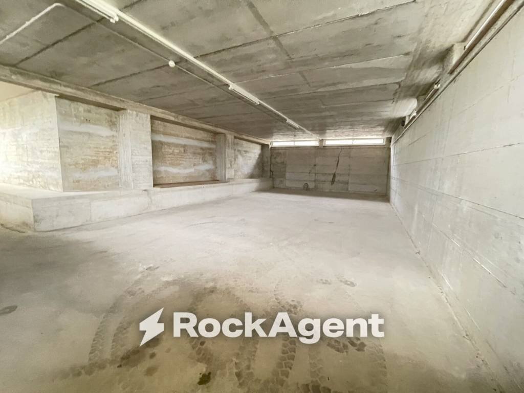 Cantina - Warehouse via alla Ruenia, 22, Sant'Omero - photo 2