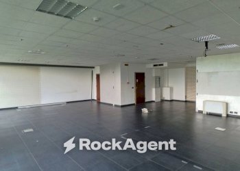 Interno non residenziale - Office via Ippolito Nievo, 25, Torino (neighborhood Vanchiglia) - photo 4