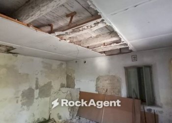Stanza non arredata - Villa Roncitelli, AN, Senigallia - photo 19