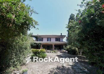 Giardino - Villa strada del Pantanello, 644, Latina - photo 2