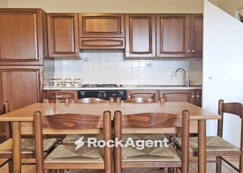 Cucina - Three-room apartment via Carlo Ginori, Cecina - photo 1