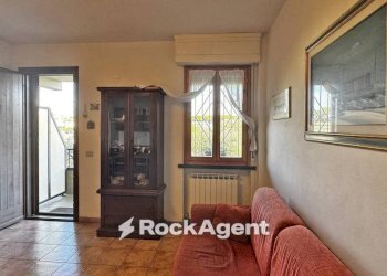 Salone - Three-room apartment via Carlo Ginori, Cecina - photo 8