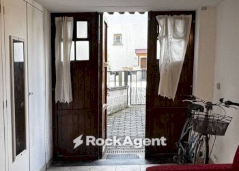 Interno palazzo - Three-room apartment via Carlo Ginori, Cecina - photo 31