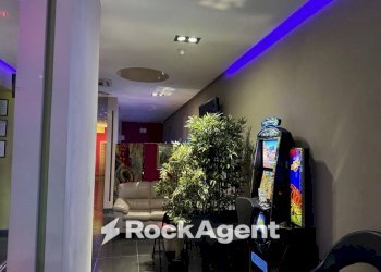 Interno non residenziale - Commercial Activity corso Umberto I, 16, Montesilvano - photo 13