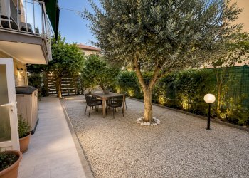 giardino 2 - Two-room apartment Via Piave 4, Loano - photo 1