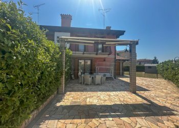 ESTERNI - Villa a Schiera Viale Aldo Moro 11, Cervignano del Friuli - foto 5