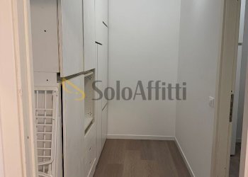 Cabina armadio - Four-room apartment Via Porta Damiani 18, Pavia - photo 20