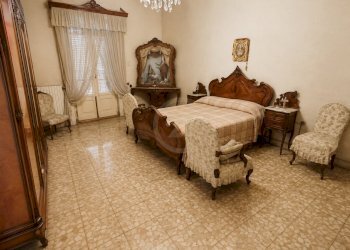 Camera da letto - Appartamento Piazza Indipendenza 52, Paternò - foto 7