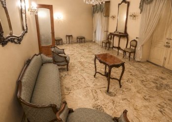 Salone - Appartamento Piazza Indipendenza 52, Paternò - foto 12