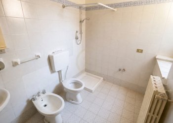 Piano terra bagno - Appartamento Piazza Indipendenza 52, Paternò - foto 20