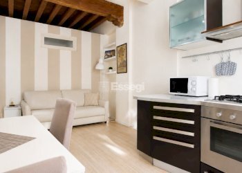 vendesi appartamento centro storico lucca - Four-room apartment Piazza Napoleone 28, Lucca - photo 3