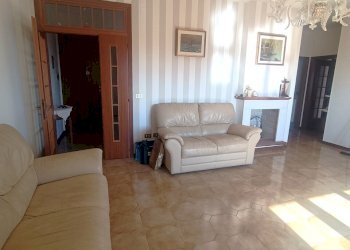 APPARTAMENTO CON TRE CAMERE E GARAGE (3) - Appartamento Acquaviva Picena - foto 4