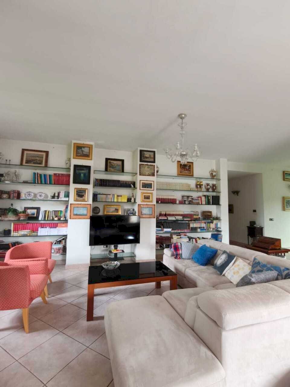 WhatsApp Image 2026-05-14 at 12.00.56 (3).jpg - Villa Villafranca in Lunigiana - photo 3