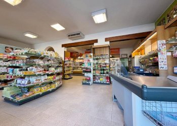 BS-284-NV_21 - Locale Commerciale Via Spareda 66, Concordia Sagittaria - foto 4