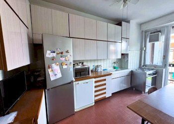 Cucina - Four-room apartment Via Giuseppe Carozzi 4, Milano (neighborhood Inganni) - photo 19