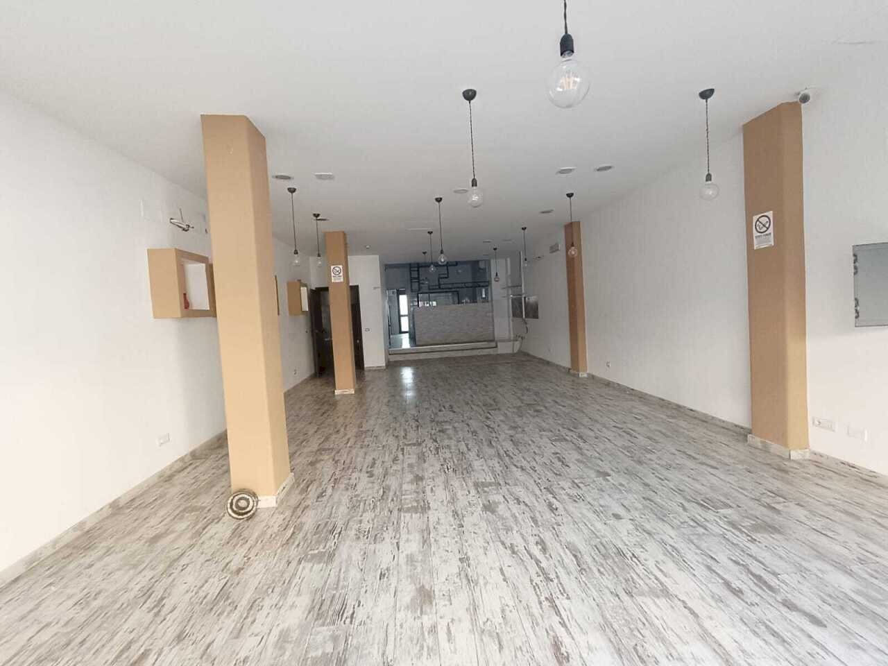 2 - Commercial Premises Via dei Lauri 140, Aprilia - photo 2