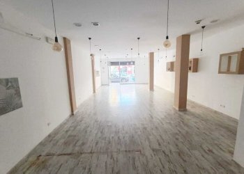 5 - Commercial Premises Via dei Lauri 140, Aprilia - photo 5