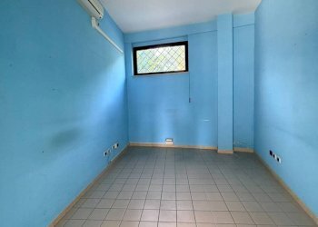 14 - Shopping Center Via Aldo Moro 98, Aprilia - photo 18