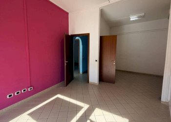 9 - Shopping Center Via Aldo Moro 98, Aprilia - photo 24