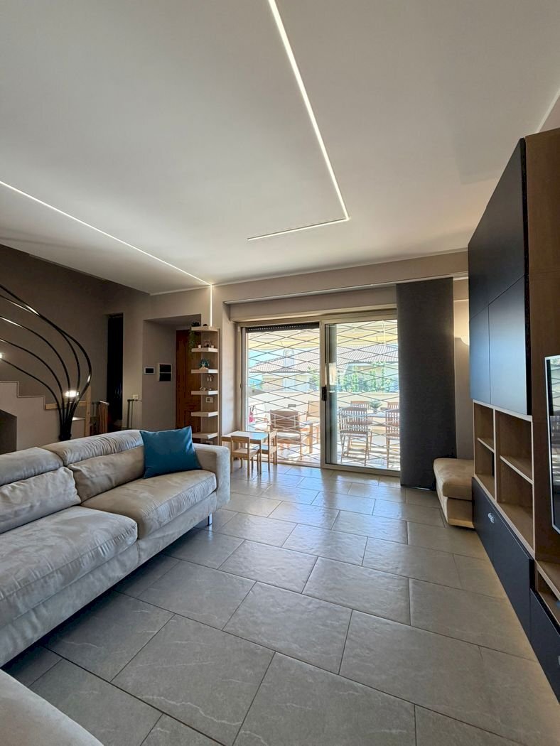 72.jpg - Villa a Schiera VIA DELLE LANTANE 58, Anzio - foto 2