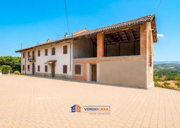 Casa indipendente La Morra - foto 3