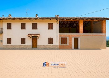 Casa indipendente La Morra - foto 4