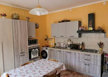 Two-room apartment Via Amedeo Avogadro 15, Cuneo (neighborhood Cuneo Nuova) - photo 1