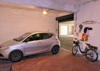 Two-room apartment Via Amedeo Avogadro, Cuneo (neighborhood Cuneo Nuova) - photo 13