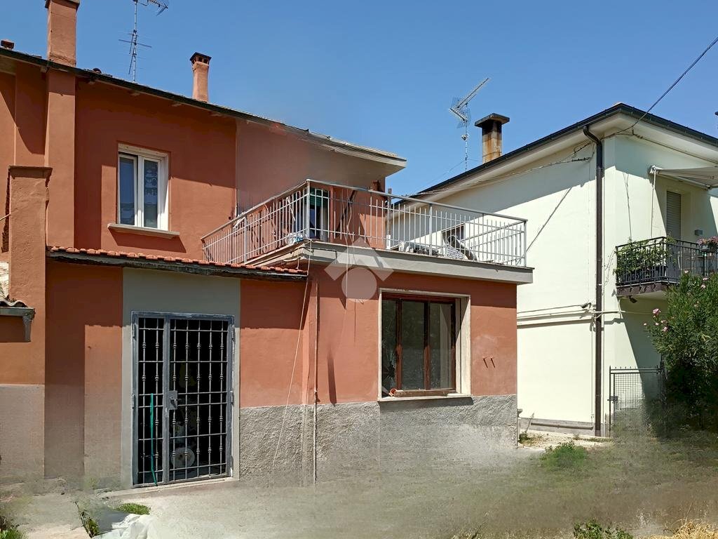 Three-room apartment Via sant' elena, Molinella - photo 1