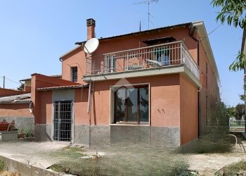 Three-room apartment Via sant' elena, Molinella - photo 2