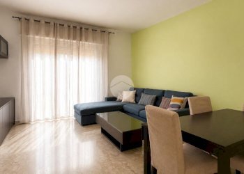 Four-room apartment Via della Repubblica, Misano Adriatico - photo 2