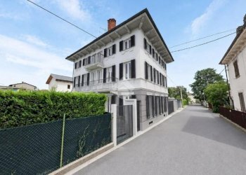 Three-room apartment Corso Vercelli, Ivrea - photo 2
