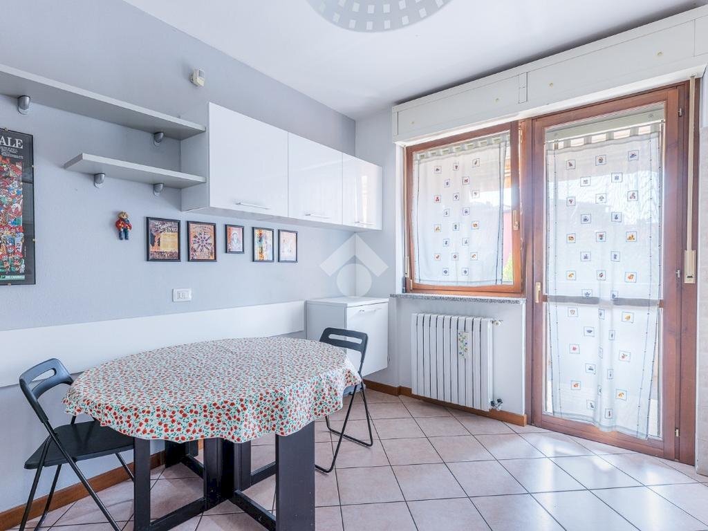 Appartamento Via S. Lorenzo, Ivrea - foto 2