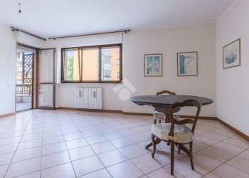 Appartamento Via S. Lorenzo, Ivrea - foto 6