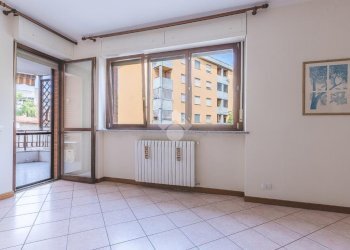 Appartamento Via S. Lorenzo, Ivrea - foto 8