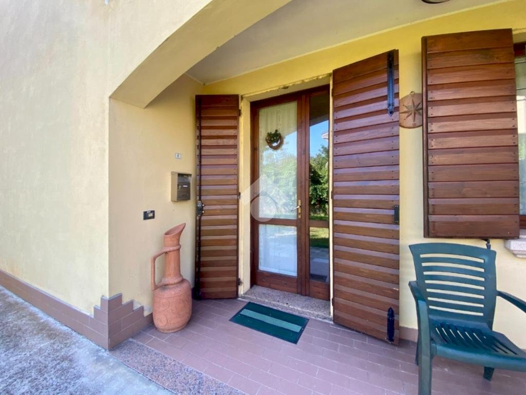 Four-room apartment Via cantone, Reggiolo - photo 3