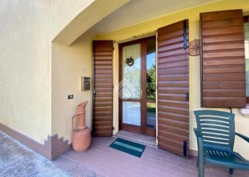 Four-room apartment Via cantone, Reggiolo - photo 3