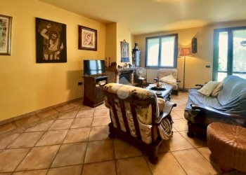 Four-room apartment Via cantone, Reggiolo - photo 7