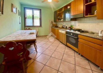 Four-room apartment Via cantone, Reggiolo - photo 10