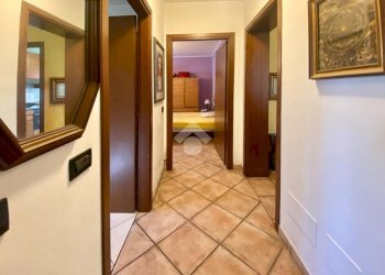 Four-room apartment Via cantone, Reggiolo - photo 11