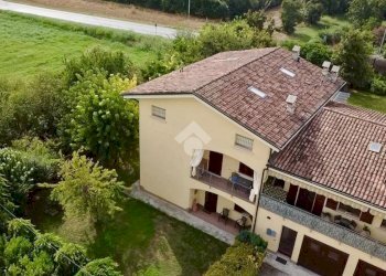 Four-room apartment Via cantone, Reggiolo - photo 26