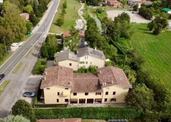 Four-room apartment Via cantone, Reggiolo - photo 29