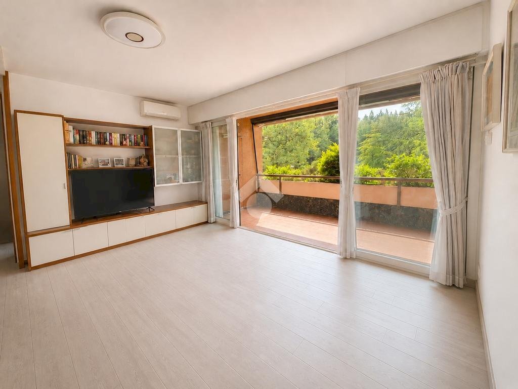 Three-room apartment via giotto, hamlet Milano 3, Basiglio - photo 1