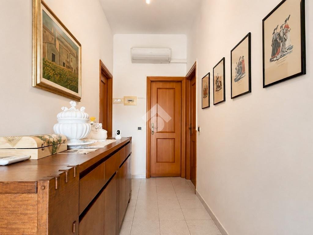 Four-room apartment Piazza Giacomo Mateotti, Santo Stefano di Magra - photo 3