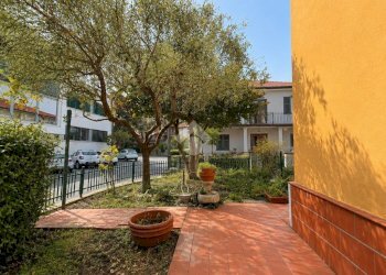 Four-room apartment Piazza Giacomo Mateotti, Santo Stefano di Magra - photo 15